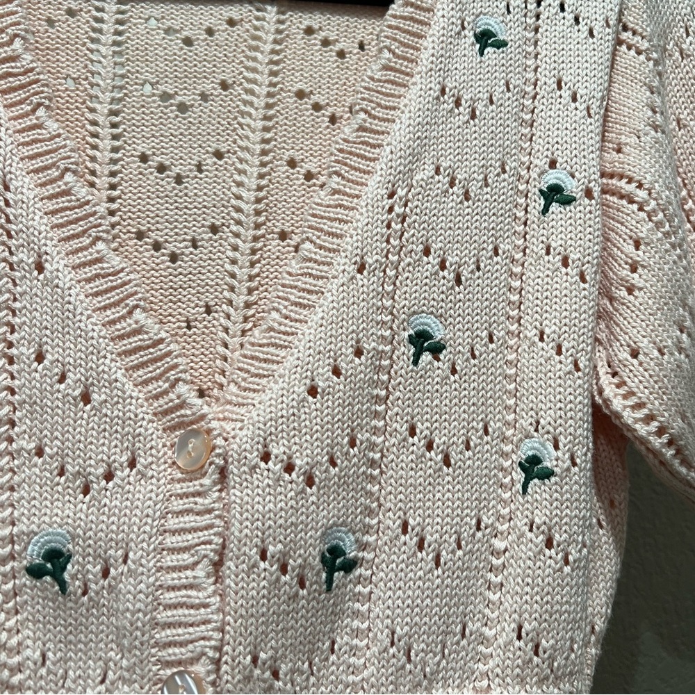Wild Fable Pink Knitted Short Cardigan Sweater Sz L - Picture 3 of 4